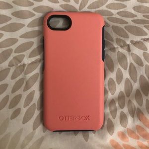 Brand new iPhone 8 otterbox phone case